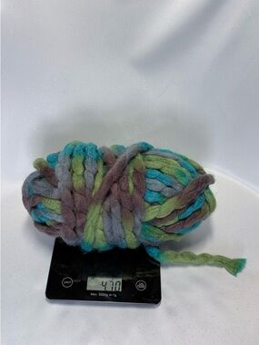 Hand-Spun Chunky Wool Yarn in Blue, Green & Gray - Unbranded
